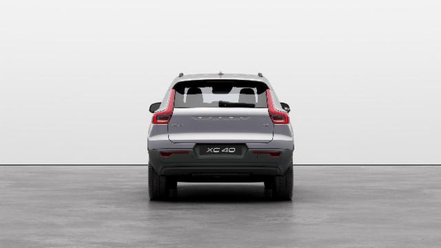 Volvo  XC40 Essential, T2 automático, Gasolina