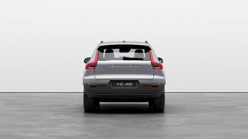 Volvo  XC40 Essential, T2 automático, Gasolina