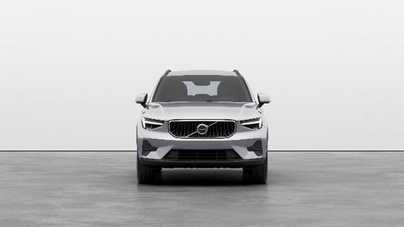 Volvo  XC40 Essential, T2 automático, Gasolina