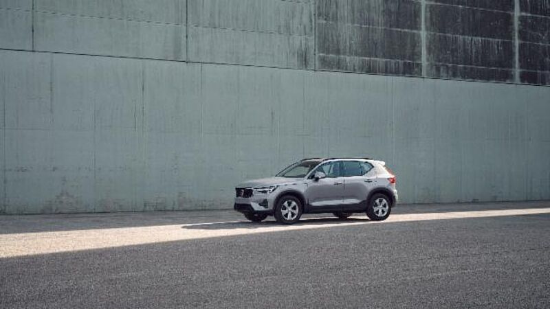 Volvo  XC40 Essential, T2 automático, Gasolina